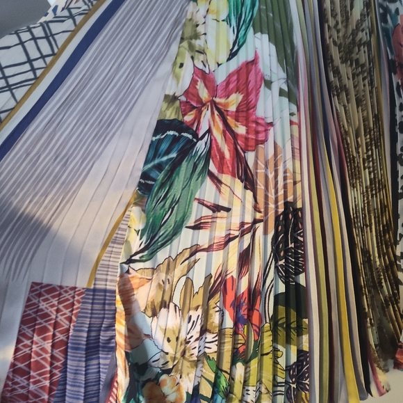 Anthropologie Geisha Design Jacenla Skirt Size M/ 32 - Picture 2 of 5